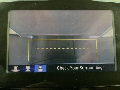 Used 2016 Honda Pilot Touring image 19