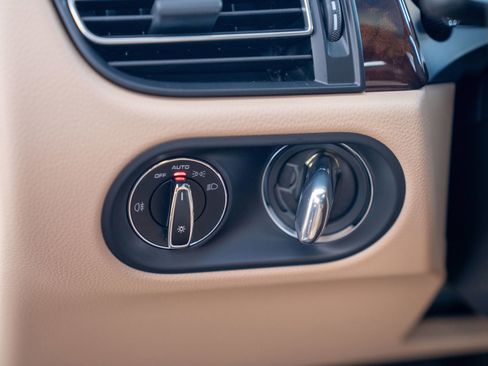 New 2026 Porsche Macan image 14