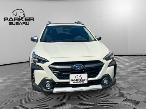 Used 2023 Subaru Outback Touring AWD/4WD image 8