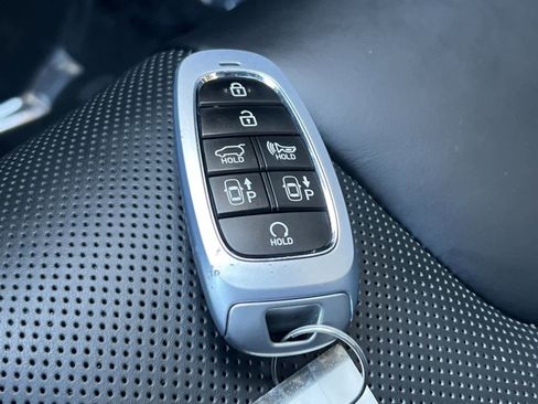 Used 2025 Hyundai Palisade Calligraphy image 30