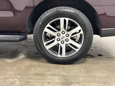 Used 2024 Ford Expedition Max Limited RWD image 14