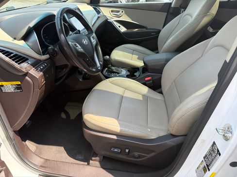 Used 2017 Hyundai Santa Fe Sport w/ 2.4L Tech Package 04 FWD image 3