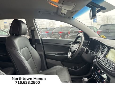 Used 2017 Hyundai Tucson SE Plus image 16