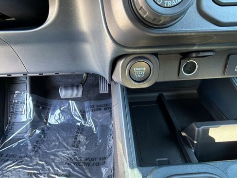 New 2026 Ford Maverick Tremor image 17