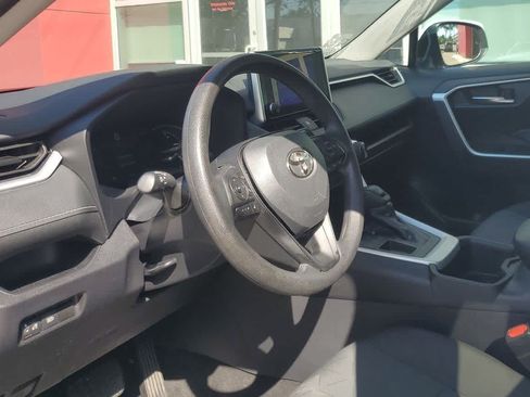 Used 2025 Toyota RAV4 XLE FWD image 2