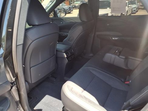 Used 2025 Lexus RX 450h AWD w/ Luxury Package image 18