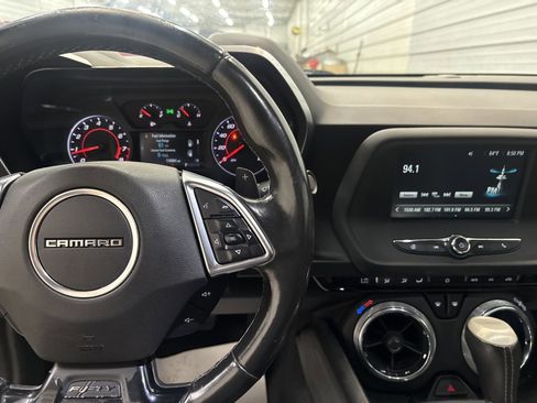 Used 2017 Chevrolet Camaro LT image 15