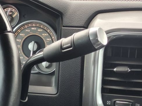 Used 2014 RAM 2500 Limited AWD/4WD image 18