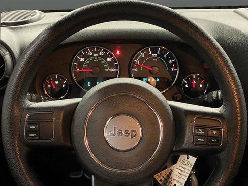 Used 2017 Jeep Wrangler Unlimited Sport w/ Max Tow Package image 12