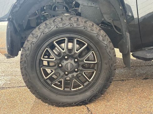 Used 2019 Toyota Tundra SR5 image 24