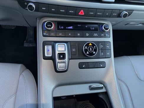 Used 2025 Hyundai Palisade SEL AWD/4WD image 36