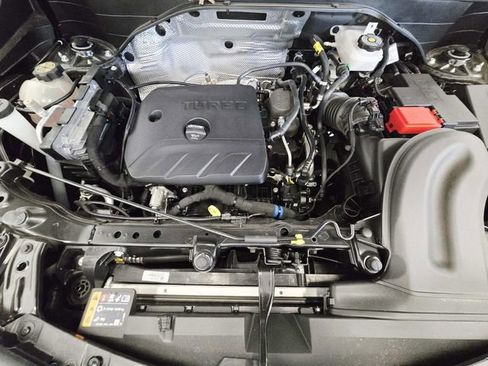 Used 2023 Buick Encore GX Select w/ Sport Touring Package image 13