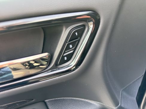 Used 2025 Dodge Durango R/T AWD/4WD image 23
