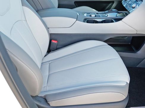 New 2026 INFINITI QX60 Luxe w/ Cargo Package AWD/4WD image 33