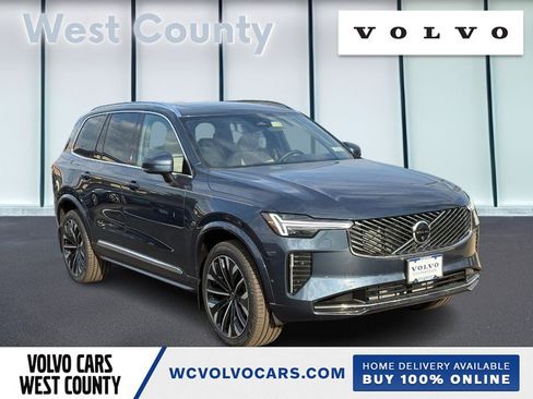 New 2026 Volvo XC90 T8 Plus image 1