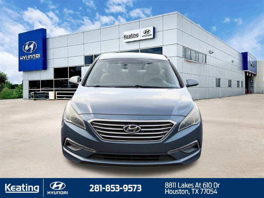 Used 2015 Hyundai Sonata SE FWD image 2