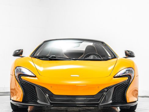 Used 2015 McLaren 650S Spider RWD image 4