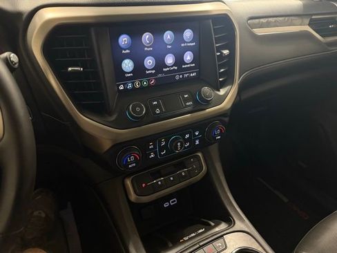 Certified 2023 GMC Acadia Denali w/ Denali Ultimate Package image 21