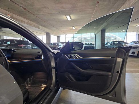 Used 2023 BMW i4 eDrive35 w/ Premium Package RWD image 31