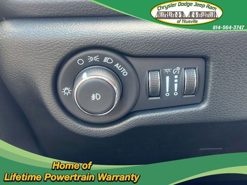 New 2026 Chrysler Pacifica Select image 22