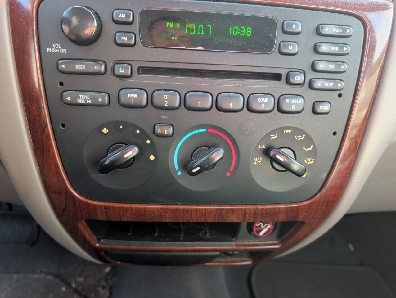 Used 2006 Ford Taurus SEL FWD image 35