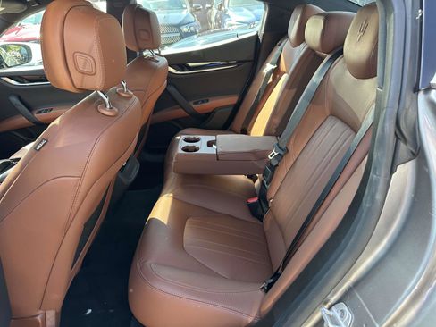 Used 2022 Maserati Ghibli Modena Q4 AWD/4WD image 18