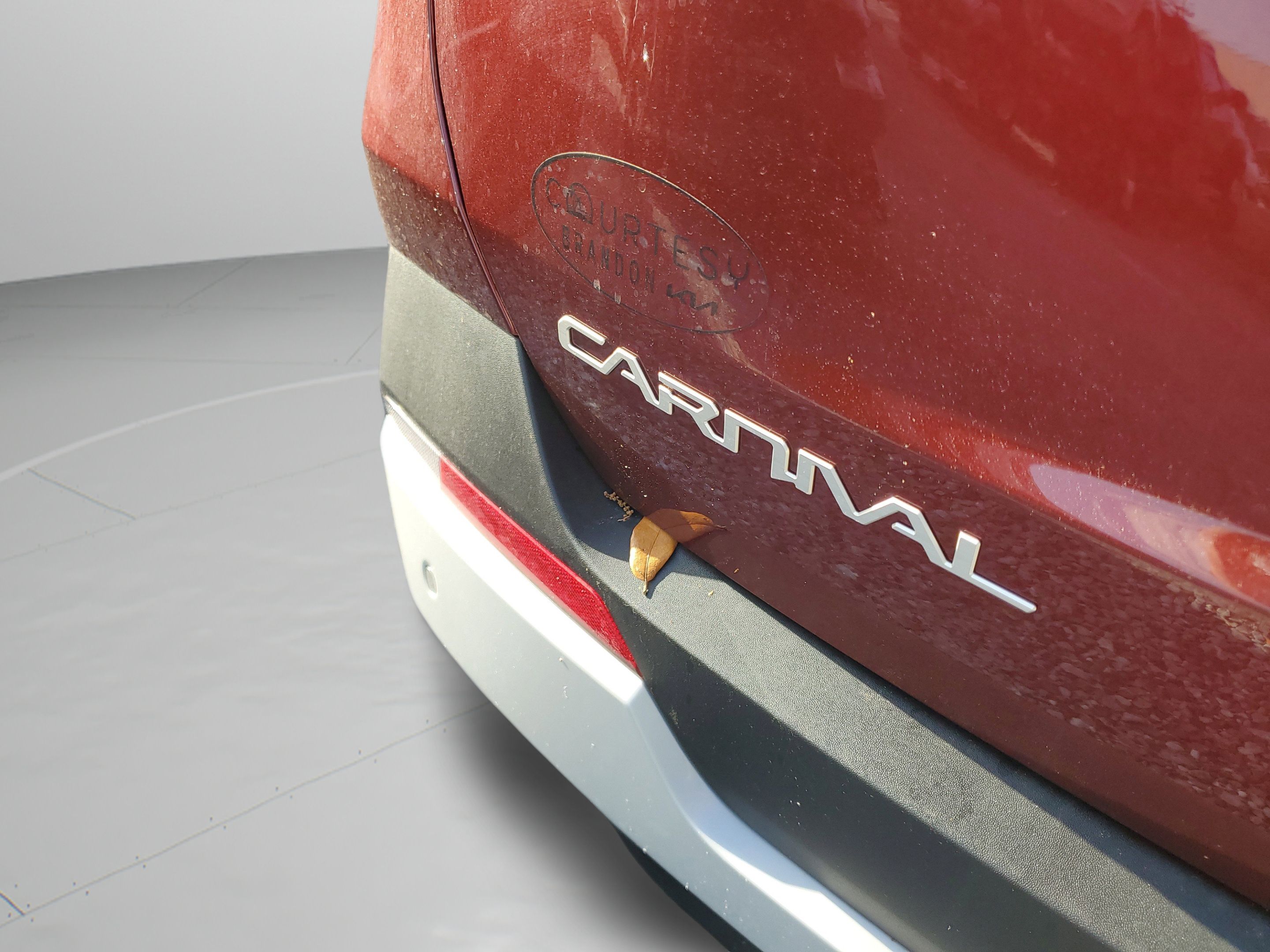 New 2026 Kia Carnival EX FWD image 31