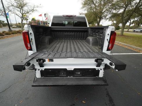 Used 2026 GMC Sierra 1500 Denali Ultimate image 12