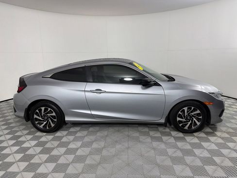 Used 2017 Honda Civic LX image 4