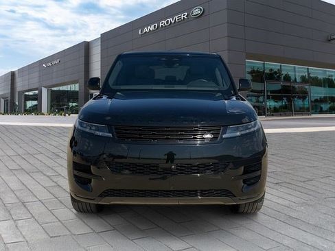 Used 2025 Land Rover Range Rover Sport SE AWD/4WD image 8