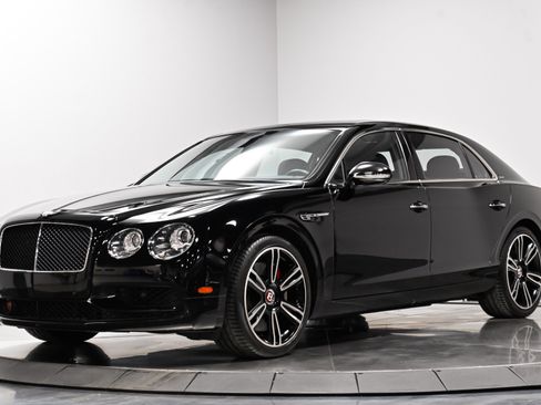 Used 2017 Bentley Flying Spur S V8 AWD/4WD image 2