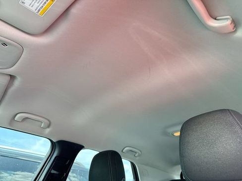 Used 2021 Chevrolet TrailBlazer LS FWD image 13