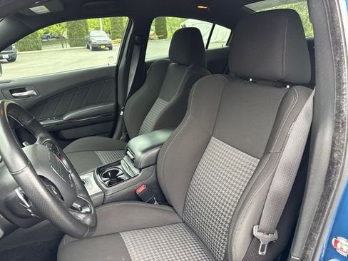 Used 2023 Dodge Charger R/T w/ Blacktop Package RWD image 18