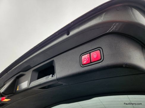 Used 2015 Mercedes-Benz ML 350 4MATIC image 23