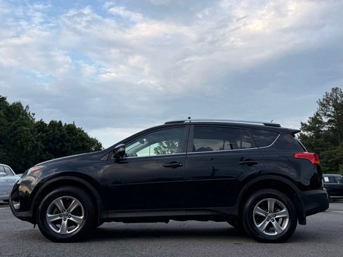 Used 2015 Toyota RAV4 XLE AWD/4WD image 2