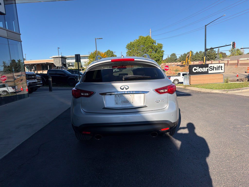 Used 2015 INFINITI QX70 AWD w/ Premium Package image 5