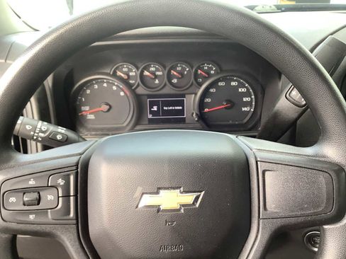 Used 2022 Chevrolet Silverado 1500 Custom image 16