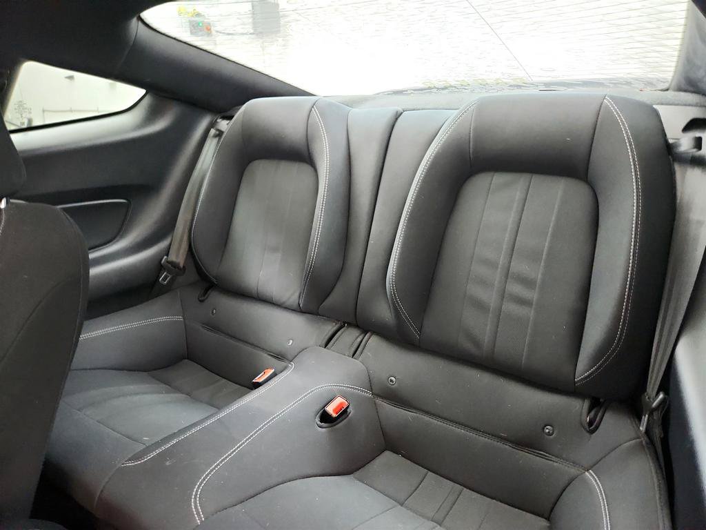 Used 2020 Ford Mustang Coupe RWD image 22