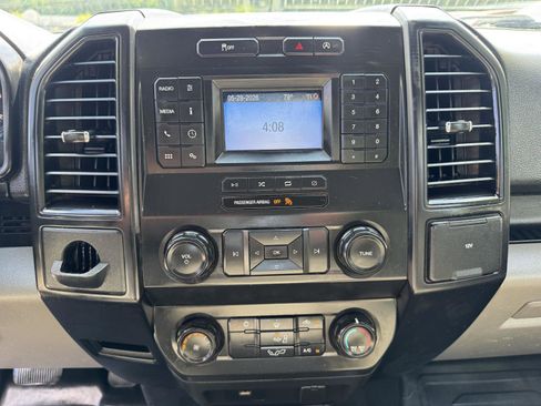 Used 2019 Ford F150 XL w/ Equipment Group 101A Mid RWD image 4