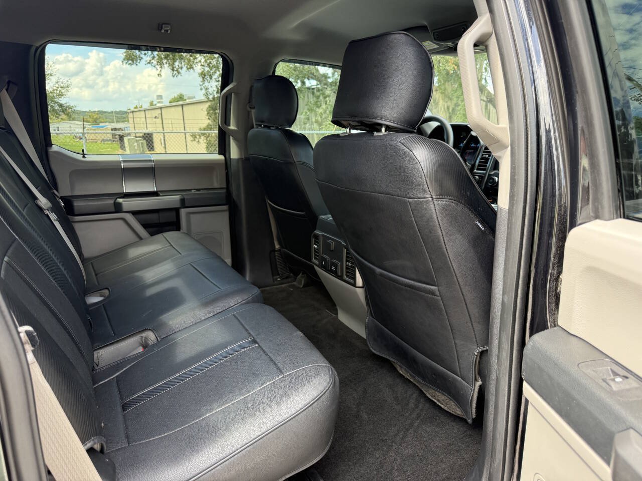 Used 2017 Ford F250 XLT w/ XLT Premium Package AWD/4WD image 13