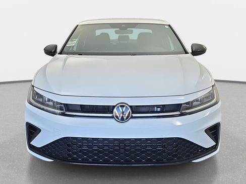 Certified 2025 Volkswagen Jetta Sport image 8