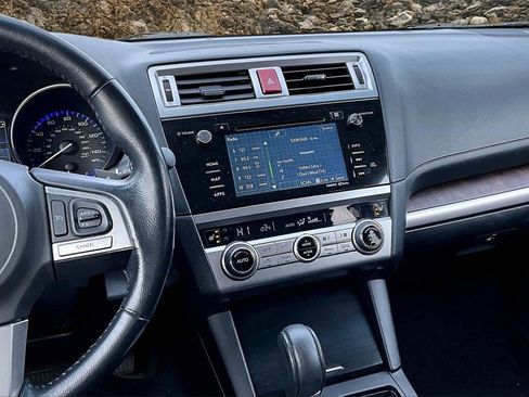 Used 2015 Subaru Outback 2.5i Limited image 6