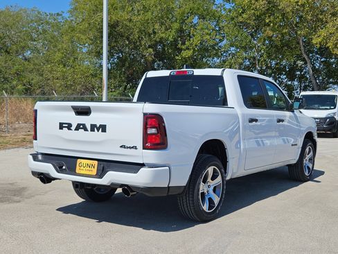 New 2026 RAM 1500 Express image 3