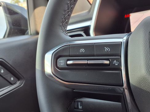 New 2026 GMC Canyon Elevation w/ Convenience Package image 7