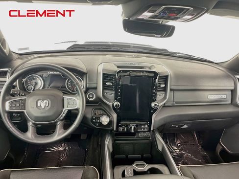 Used 2023 RAM 1500 Laramie AWD/4WD image 11