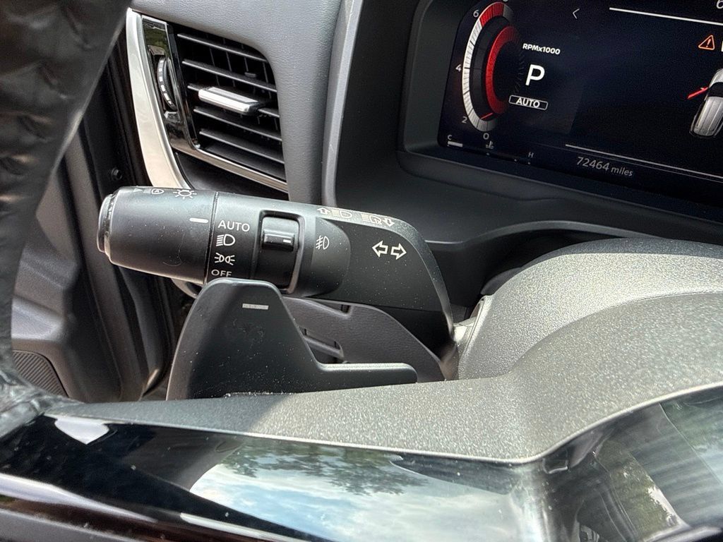 Used 2021 Nissan Rogue Platinum AWD/4WD image 27