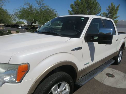 Used 2011 Ford F150 Lariat w/ Lariat Chrome Pkg AWD/4WD image 8