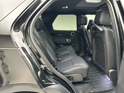 New 2026 Land Rover Discovery S AWD/4WD image 7