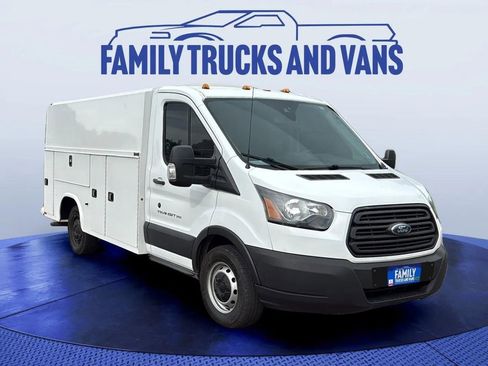 Used 2018 Ford Transit 350 350 w/ Interior Upgrade Package image 6