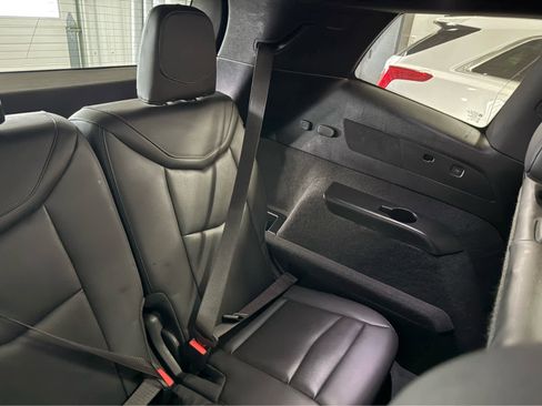 Used 2023 Cadillac XT6 Sport w/ Technology Package image 27